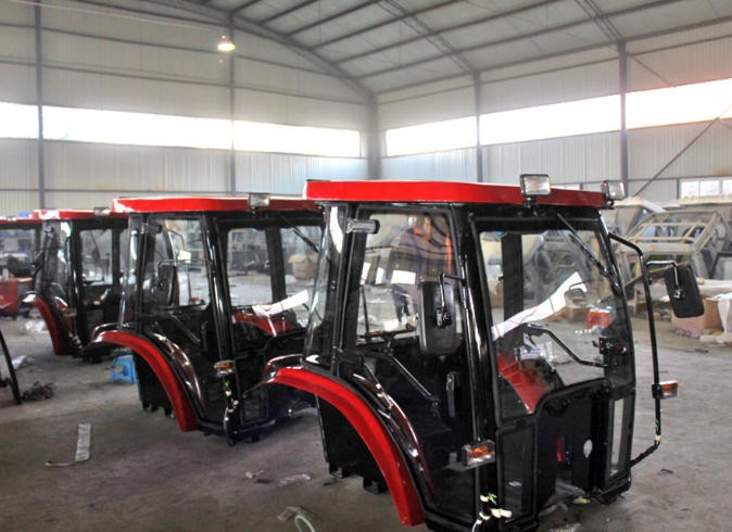 配套中國一拖1304輪拖駕駛室